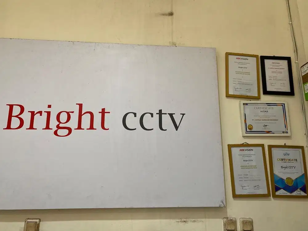 Lowongan pekerjaan Teknisi Cctv dan Helper