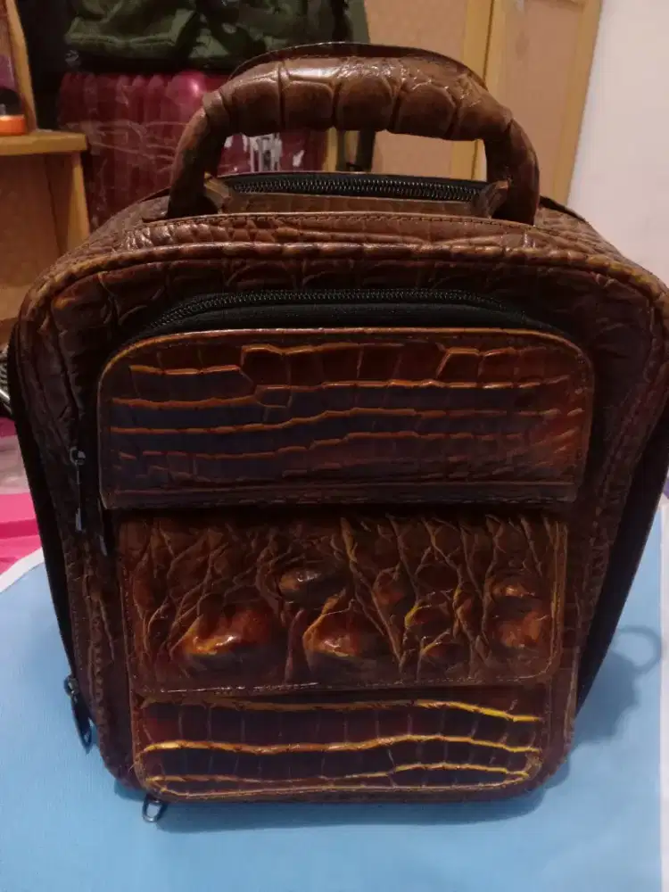 Tas asli papua kul1t bu4y4