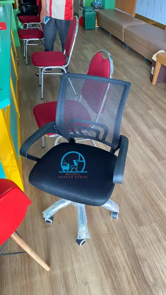 Promo kursi kantor siap antar