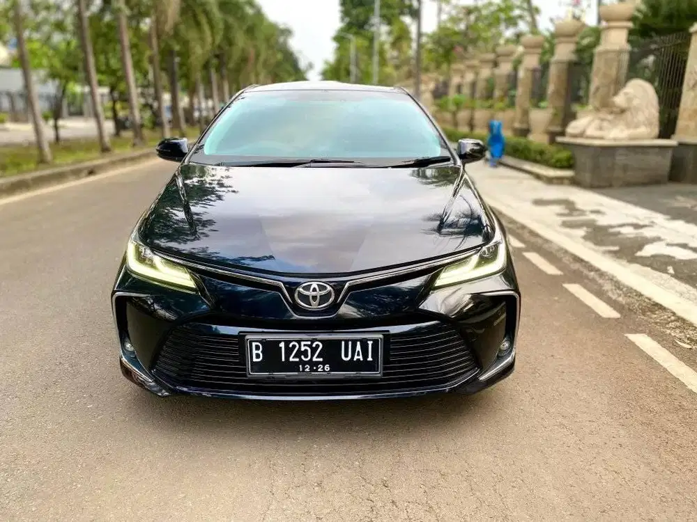 NEW ALTIS 1.8 V 2021 MATIC HITAM DP MURAH7JT LIKE NEW