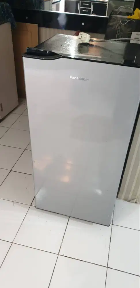 Kulkas Panasonic 1 pintu tipe NR AF179N