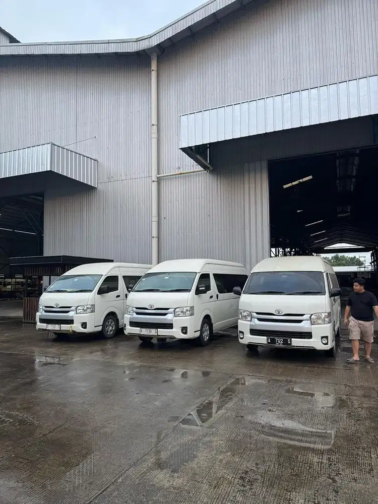 SEWA HIACE DAN RENTAL MOBIL