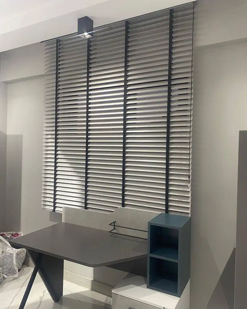 Jual & Pasang Gorden Vitrase Wallpaper Roller Blinds Korden Gordeng