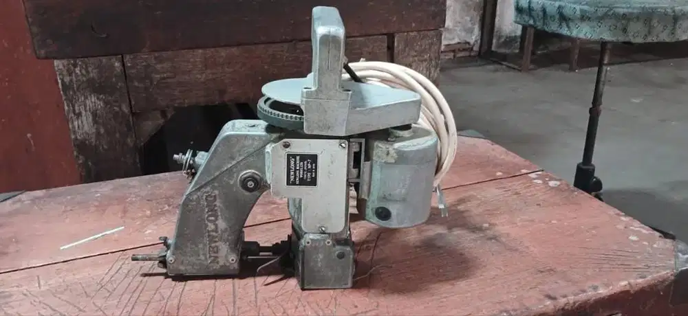 Mesin Jahit Karung Newlong NP-7 Bekas, Kondisi Baik Siap Pakai