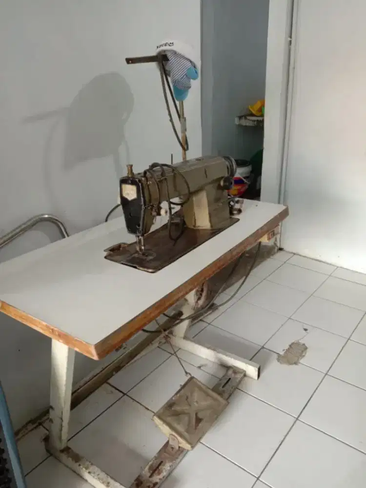 Dijual mesin jahit Juki