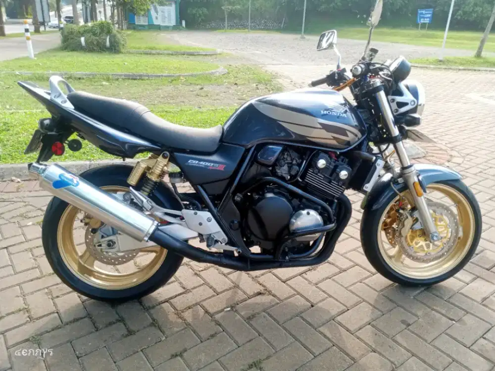 Moge Honda CB400 Hyper VTEC lll