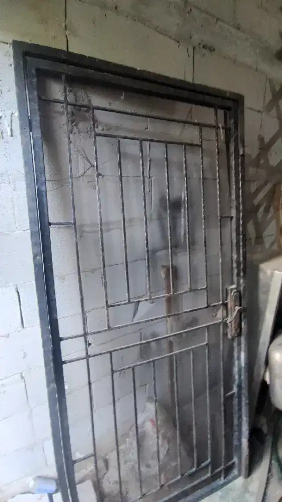 PINTU TRALIS KAWAT NYAMUK + KUSEN