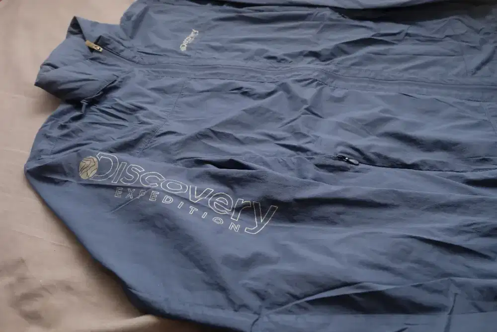 Jaket Running Discovery