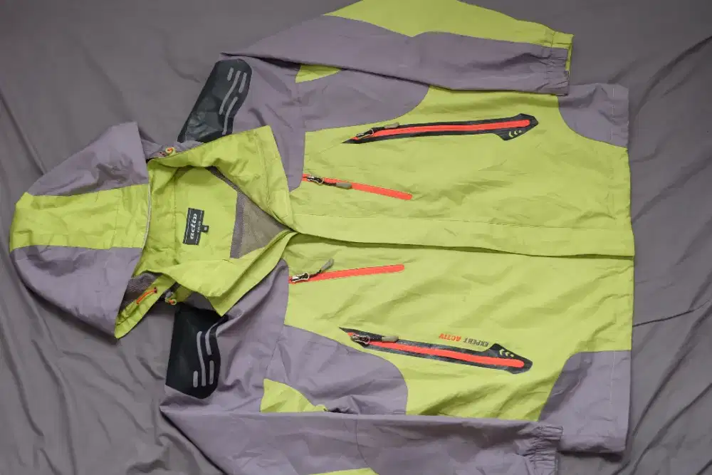 Jaket Outdoor Activ Kolon Like New