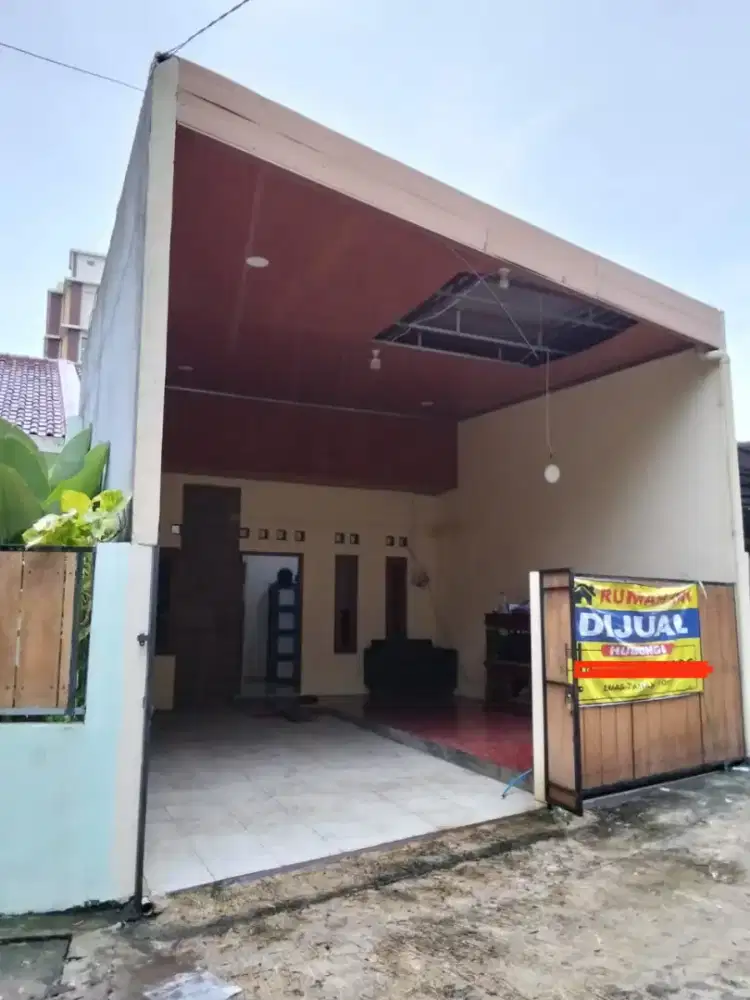 Jual rumah lokasi dekat SMP 18 Mojosongo lt 109mtr harga 500jt nego