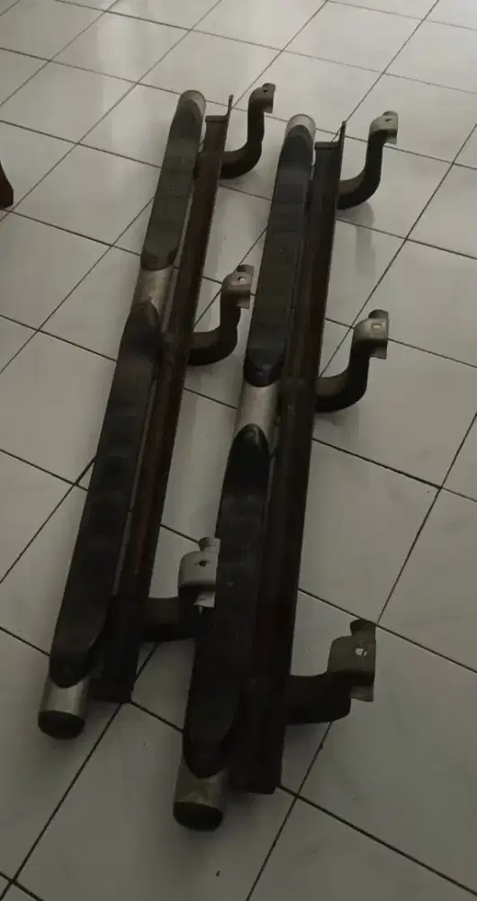 Foot step Mobil Mitsubishi Pajero Sport