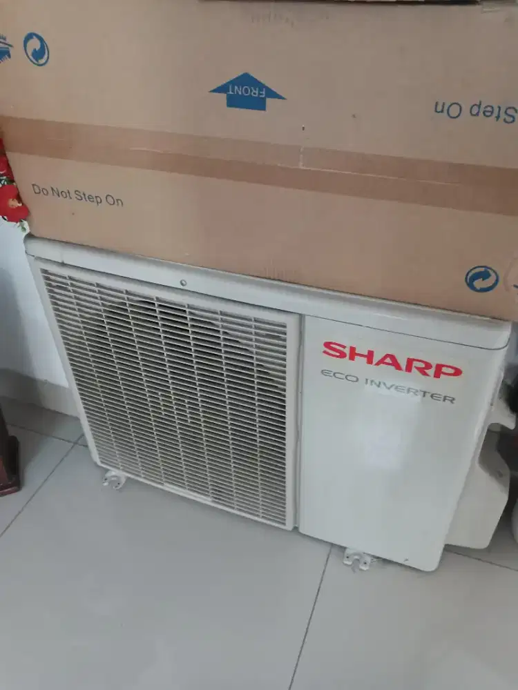 Out door Compressor Ac sharp