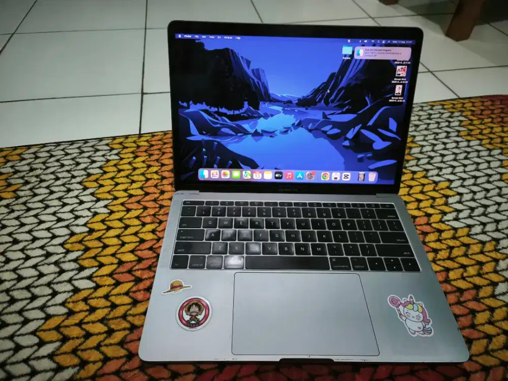 Macbook Pro 2017 Non Touchbar 8/1TB