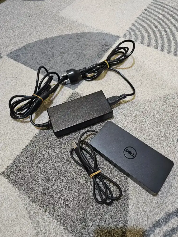 Dell Docking Station D6000 + Dell 180 Watt Power Supply