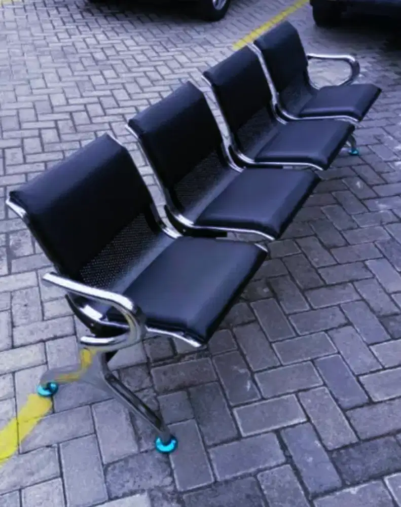 Kursi Tunggu 4 Kursi