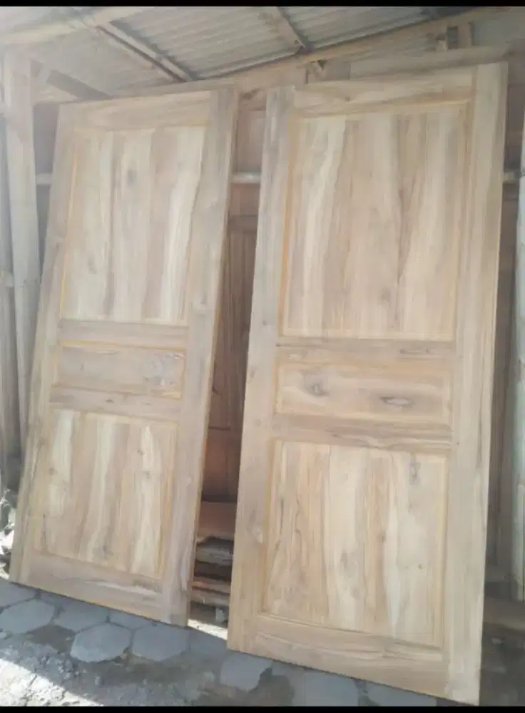 Jual daun pintu bahan kayu mahoni dan jati