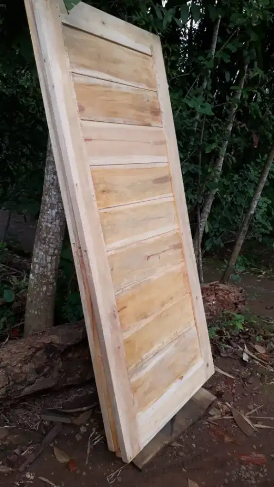 Jual daun pintu bahan kayu mahoni dan jati
