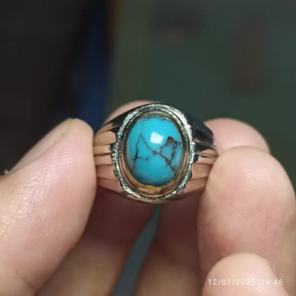 Cincin batu pirus mesir kantoran