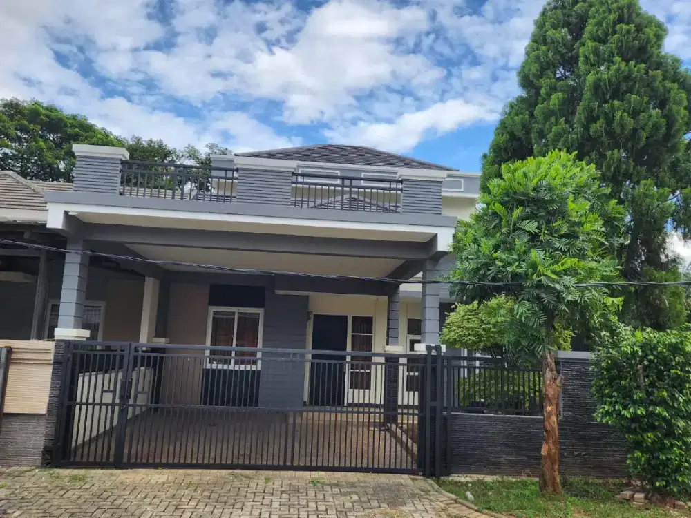 Dijual Rumah Besar Boulevard di Cibubur Country