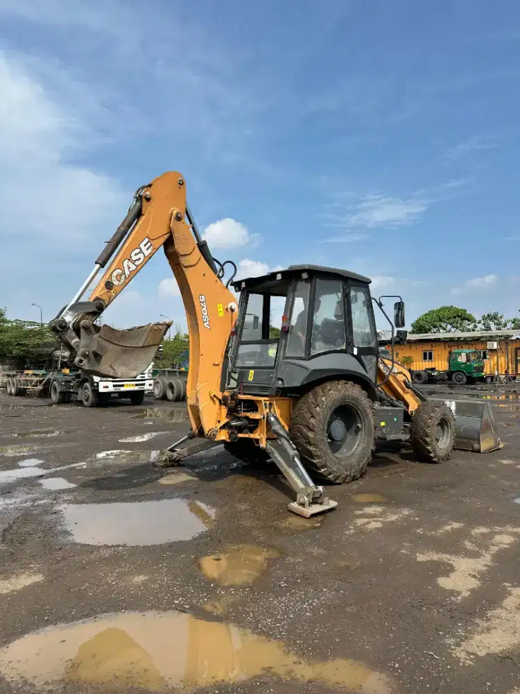 Becho Loader CASE - 570SV