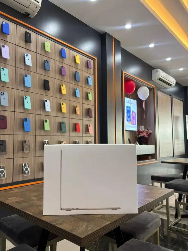 MACBOOK AIR M4 ,16/256 GB BRAND NEW