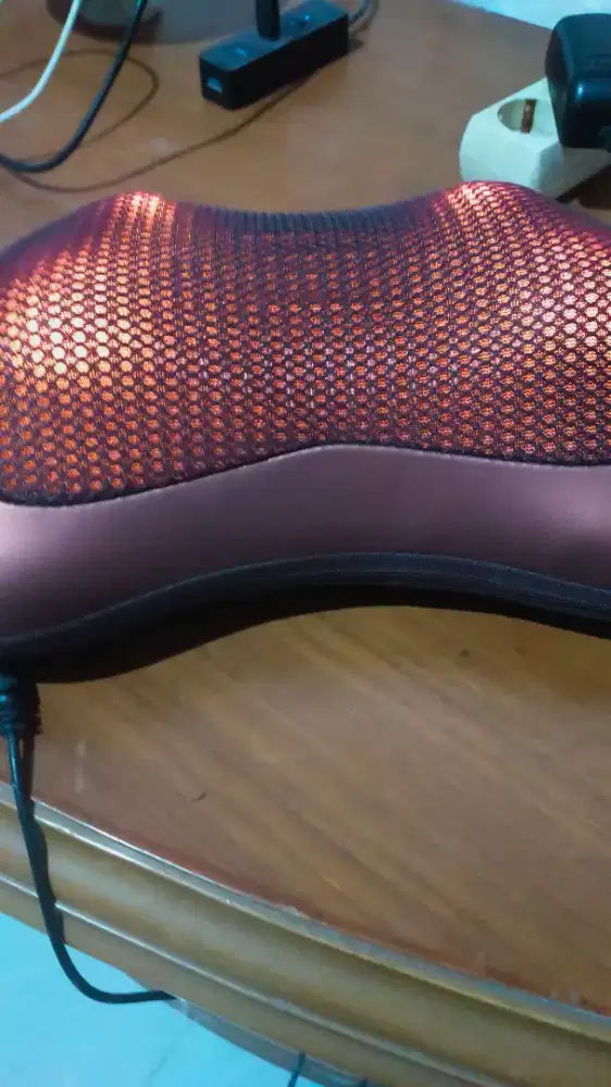 BANTAL PIJAT LISTRIK