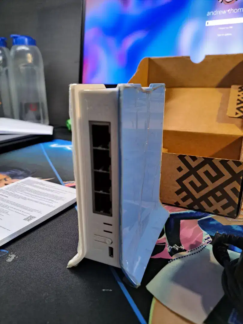 Router Mikrotik RB941-2nD-TC Like new