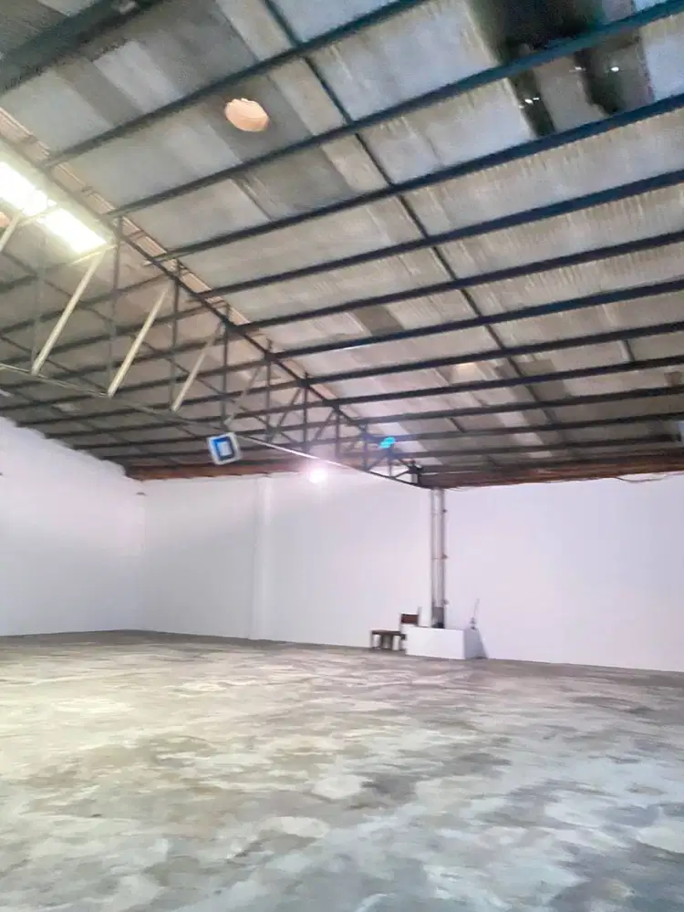 Disewakan Gudang 500m² Strategis di Pangkalan Jati Jakarta Timur