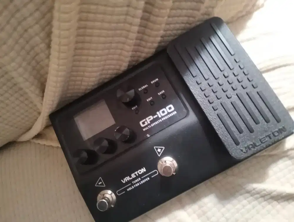 Jual efek gitar dan bas valeton GP100