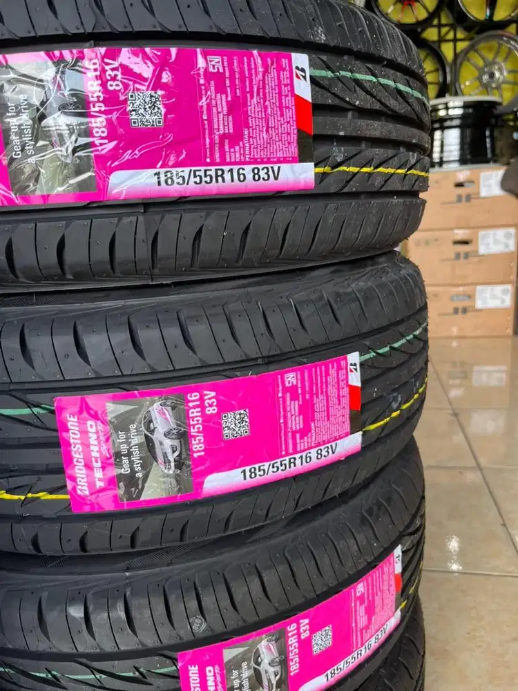BAN BRIDGESTONE 185-55 R16 stadar jazz rs