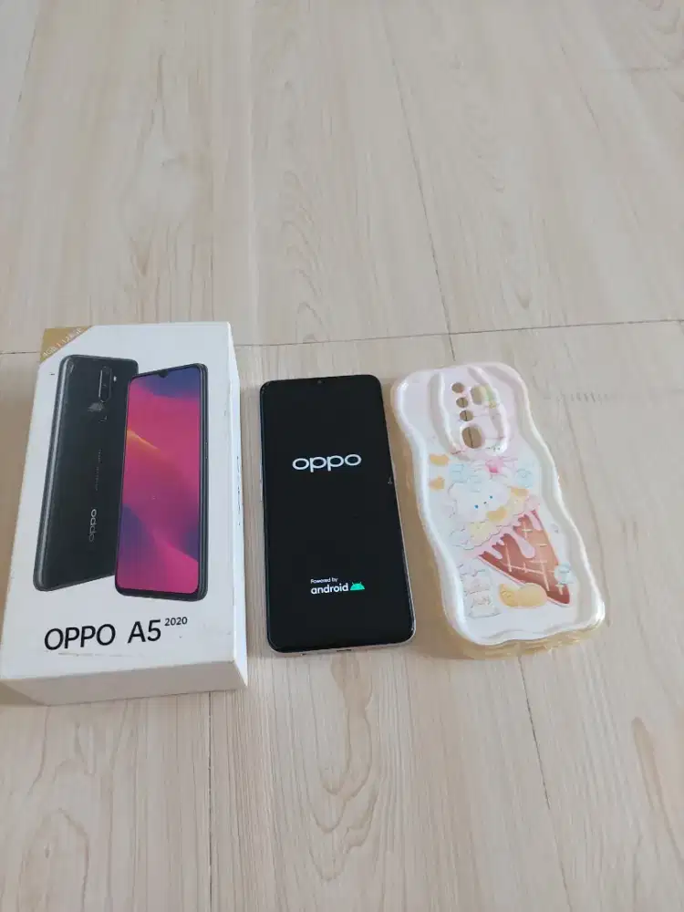 Handphone OPPO A5 2020