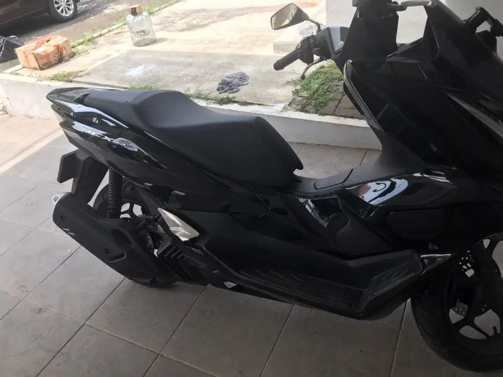 PCX 160 CBS HITAM
