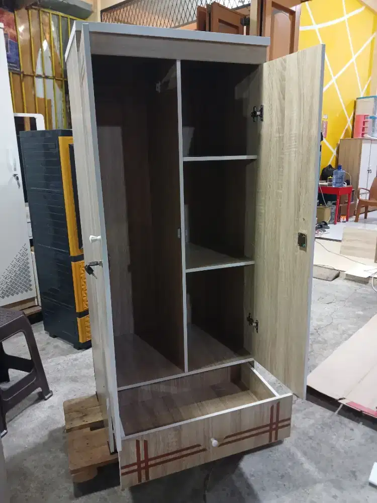 LEMARI 2 PINTU PARTICLEBOARD|| STOK TERBATAS.
