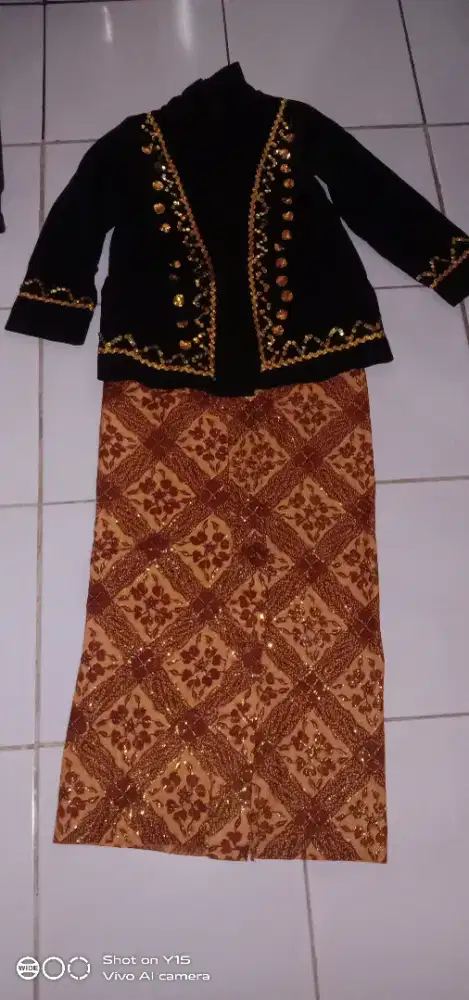 Dijual setelan kebaya jawa