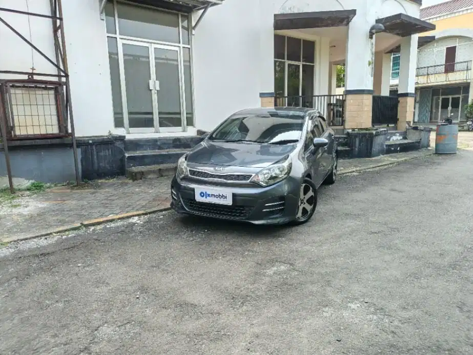 Pajak Panjang - KIA RIO 1.4 BENSIN A/T 2016 ABU