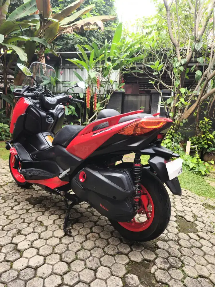 XMAX 2018 MERAH FERARI