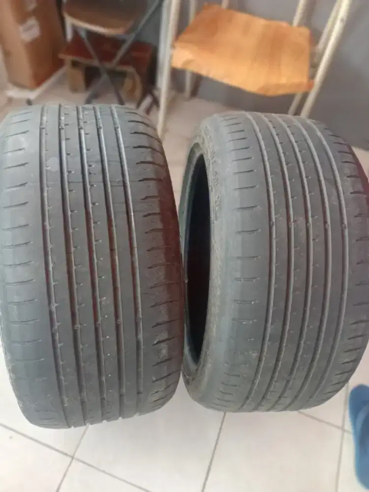 Ban mobil 275/35 ZR18 99Y XL