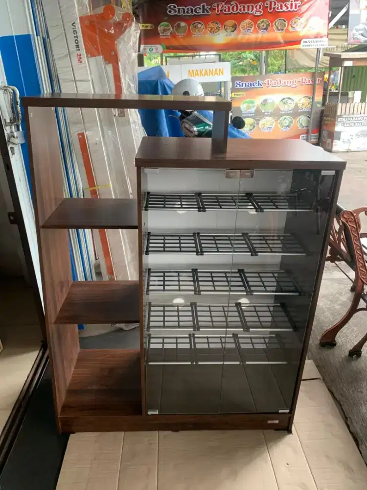 Rak sepatu + helm 90