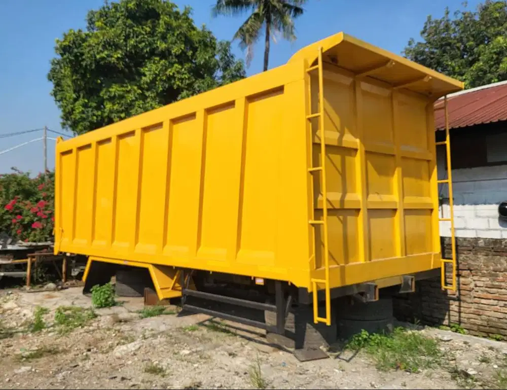 Dump ex2023 tronton Mitsubishi fuso hino Isuzu Giga 6x4 dumptruck truk