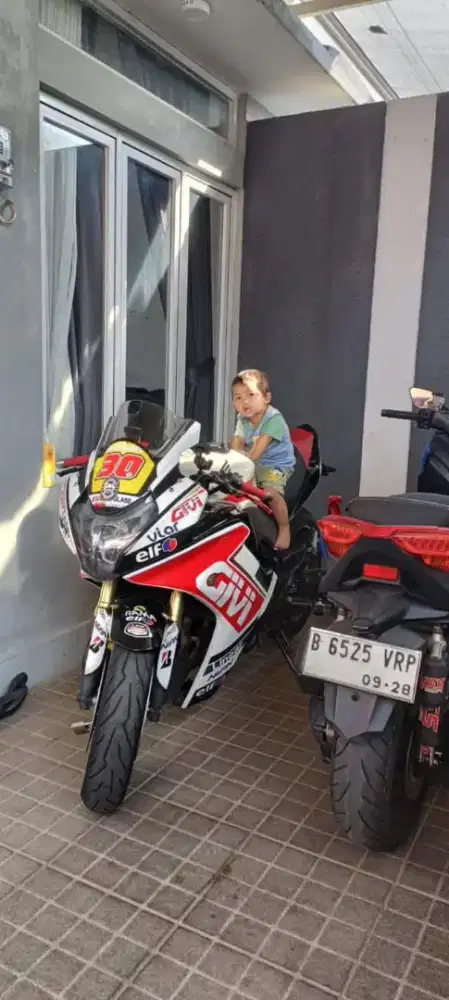 Honda Itali atpm CBR600F 2011 pemakaian 2017 km30ribuan