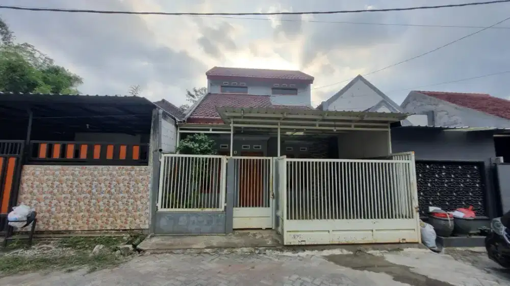 Dijual Cepat!!! Rumah GSM 2 Lantai Siap Huni!!