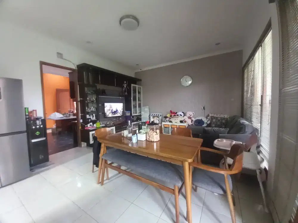Rumah mewah 2lantai luas 300 permata cimahi