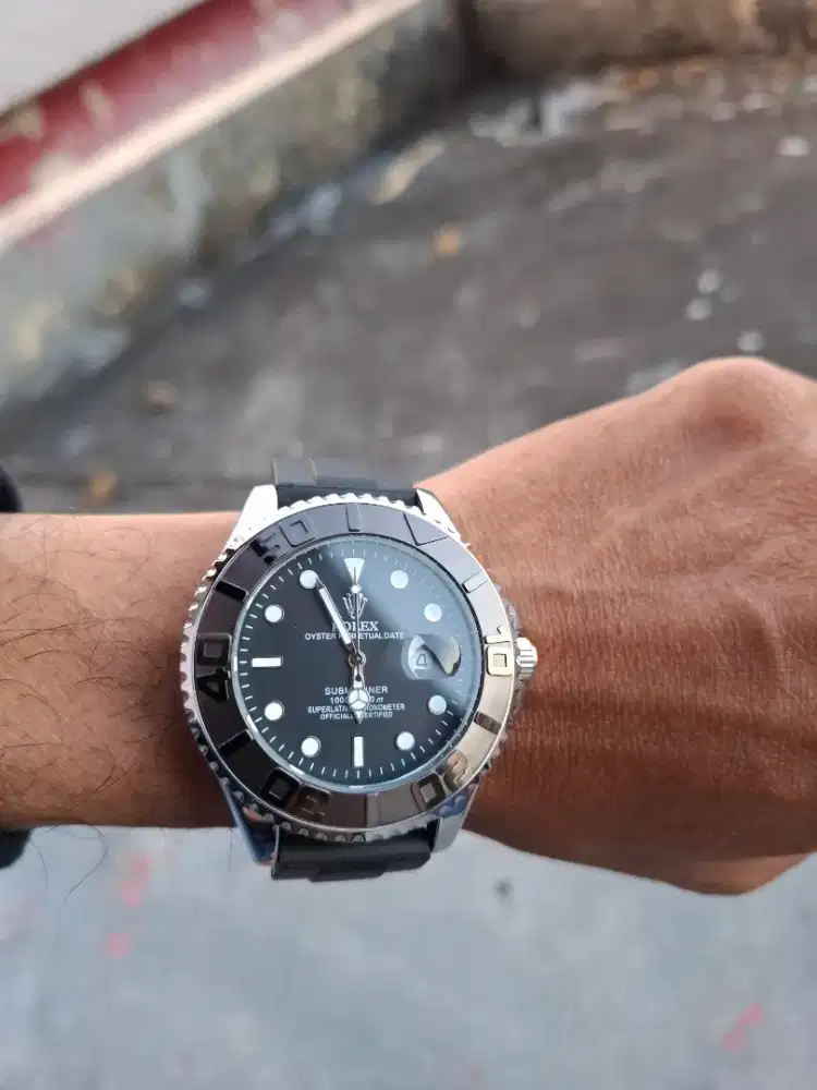 Jam tangan pria keren