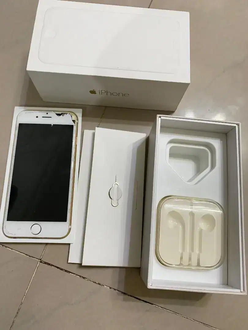 IP 6 plus mati (LCD rusak)