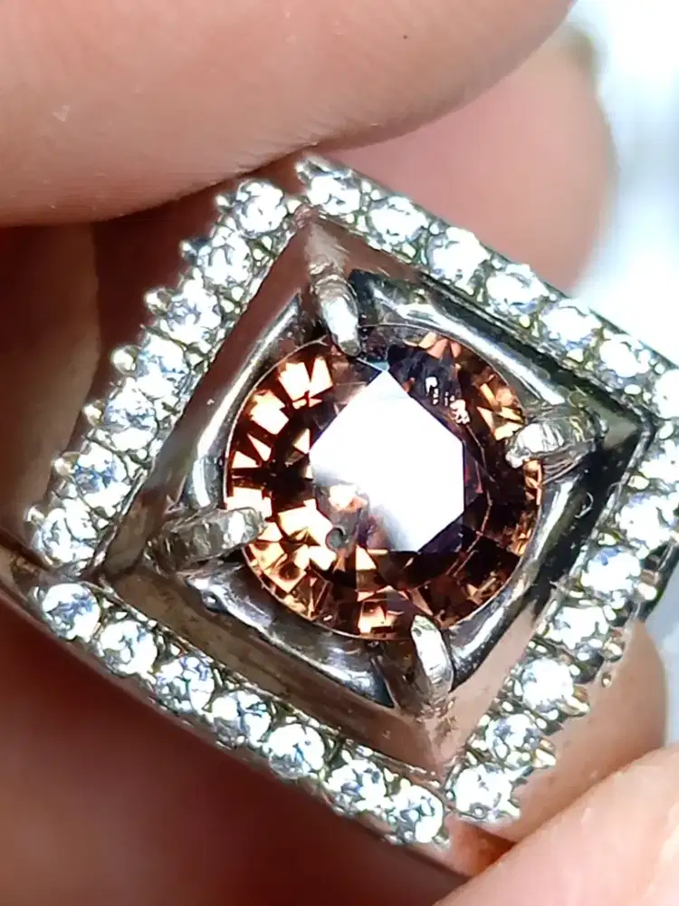 BLUE SAPPHIRE CEYLON MEMO