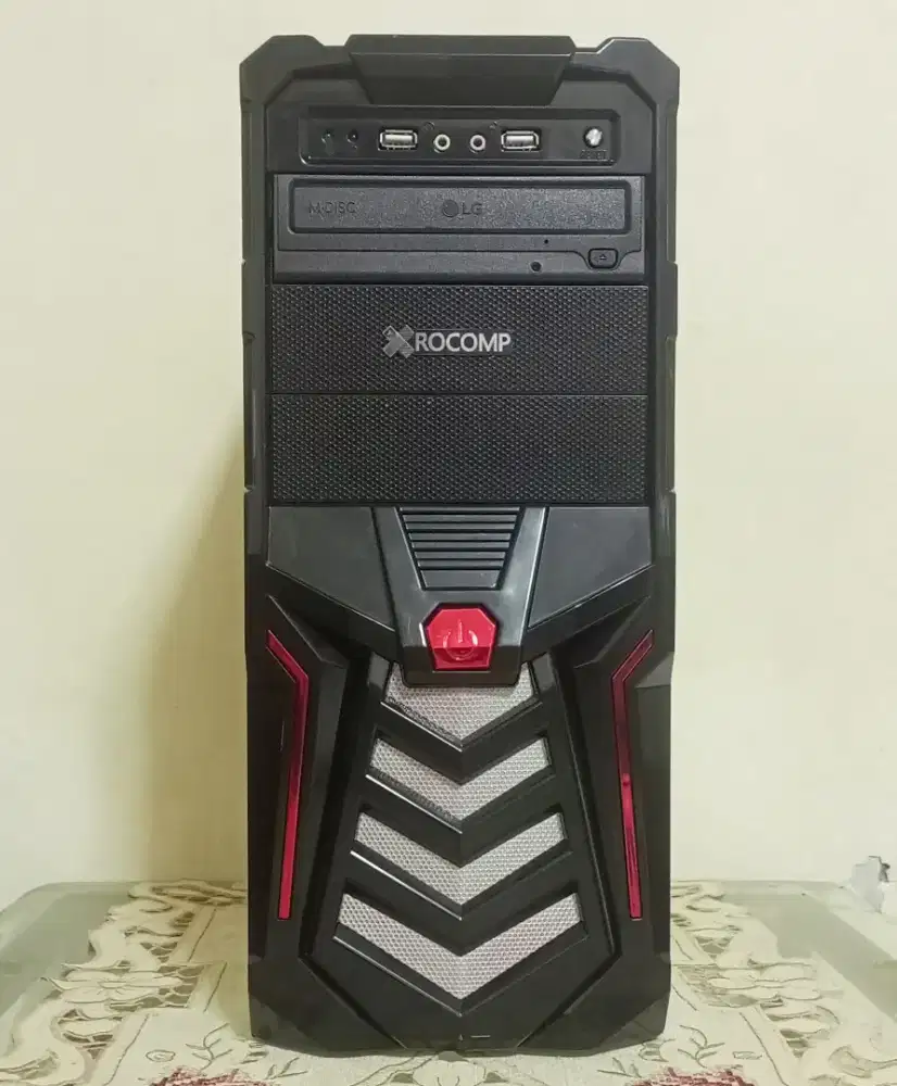 CPU Gen4-Core i3 4170 3,7GHZ, RAM 8GB, SSD 120GB HDD 500GB, WiFi