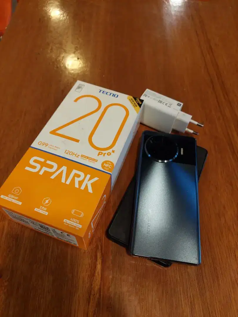 Techno spark 20 pro plus 8/ 256