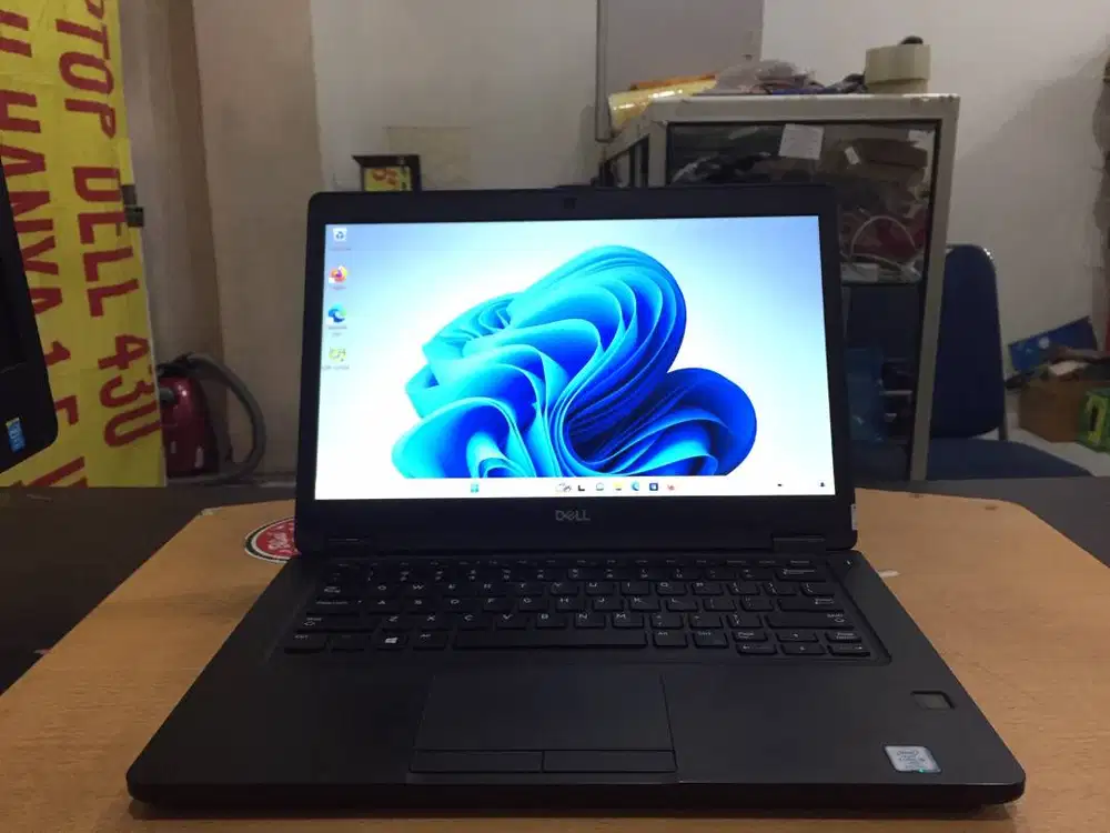 Laptop Design DELL Core i5Gen8 Ram 16GB SSD 256GB VGA Nvidia 2GB Mulus