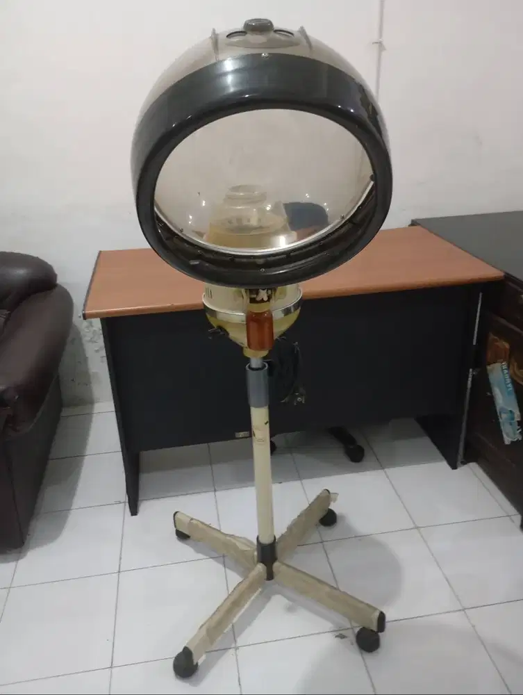 DIJUAL 3 UNIT PERALATAN  SALON POTONG RAMBUT