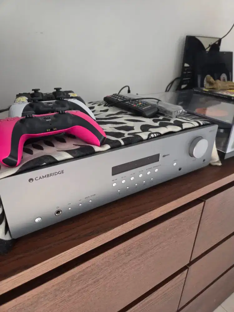 Cambridge Audio AXR100